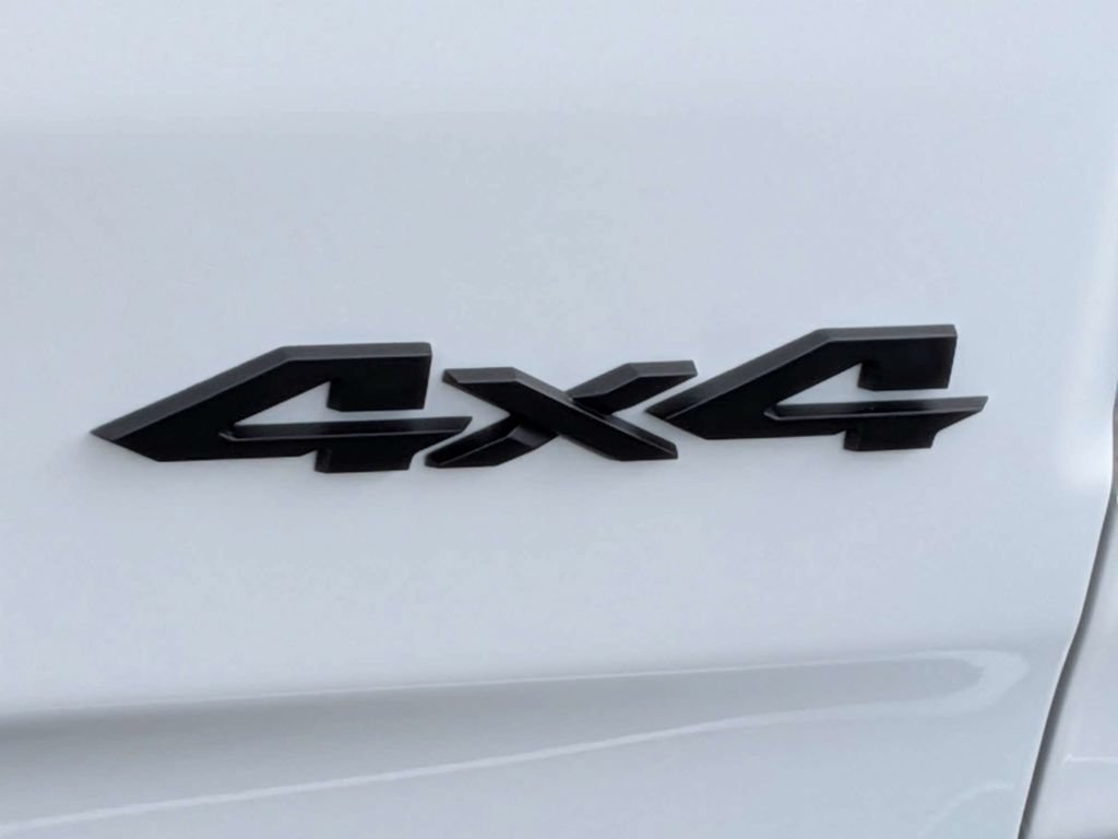 New 2026 RAM 1500 Express AWD/4WD image 14
