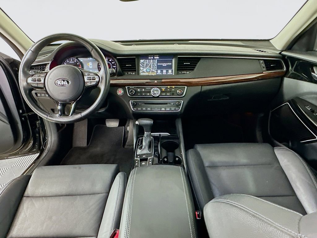 Used 2018 Kia Cadenza Technology FWD image 3