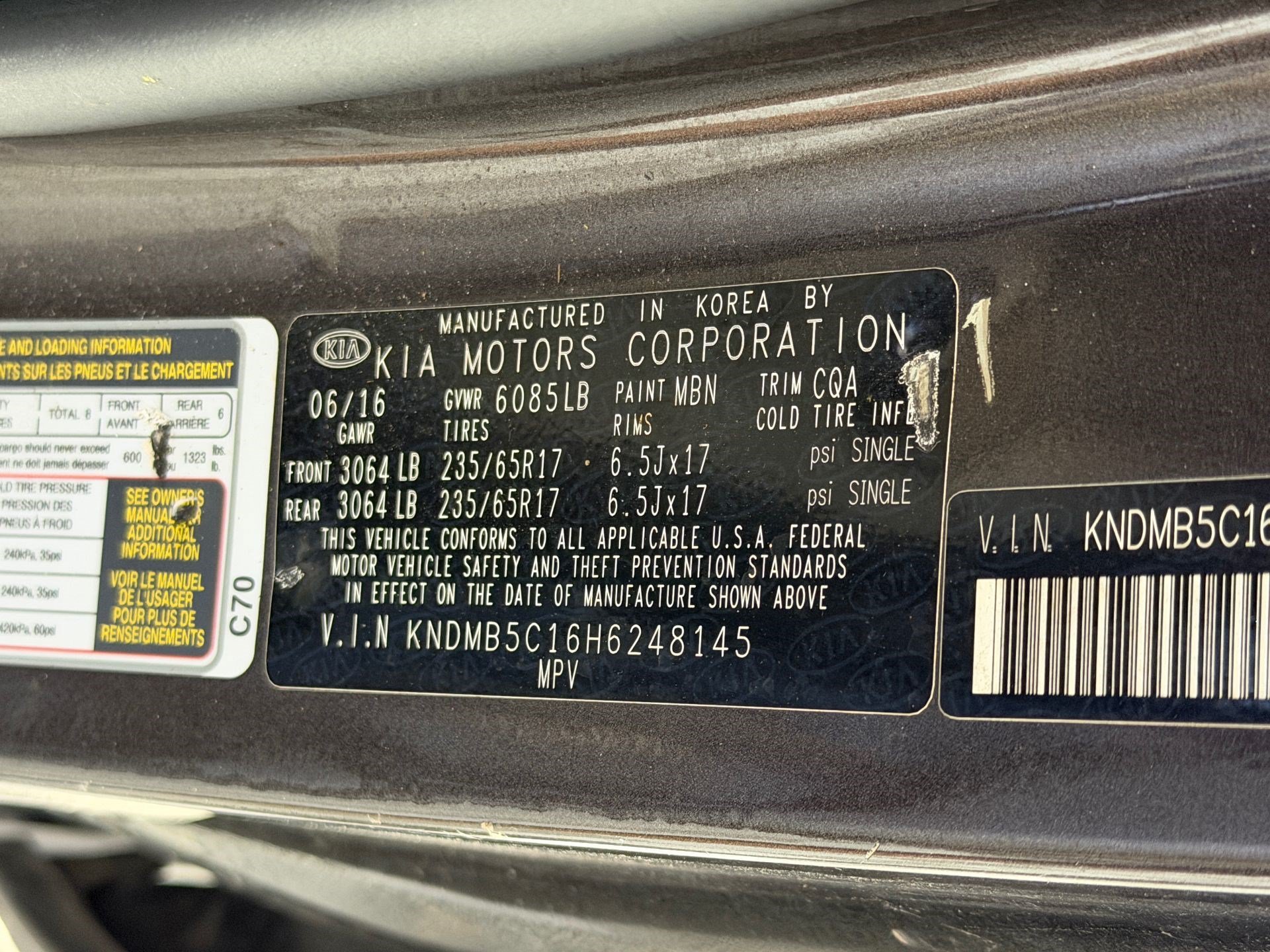 Used 2017 Kia Sedona LX w/ LX Essentials Premium Package FWD image 24