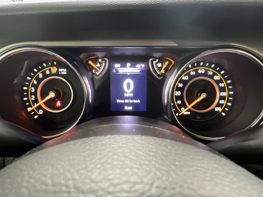 Used 2023 Jeep Gladiator Sport AWD/4WD image 11