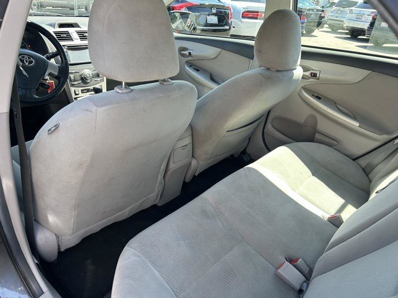 Used 2013 Toyota Corolla LE w/ Premium Pkg FWD image 14