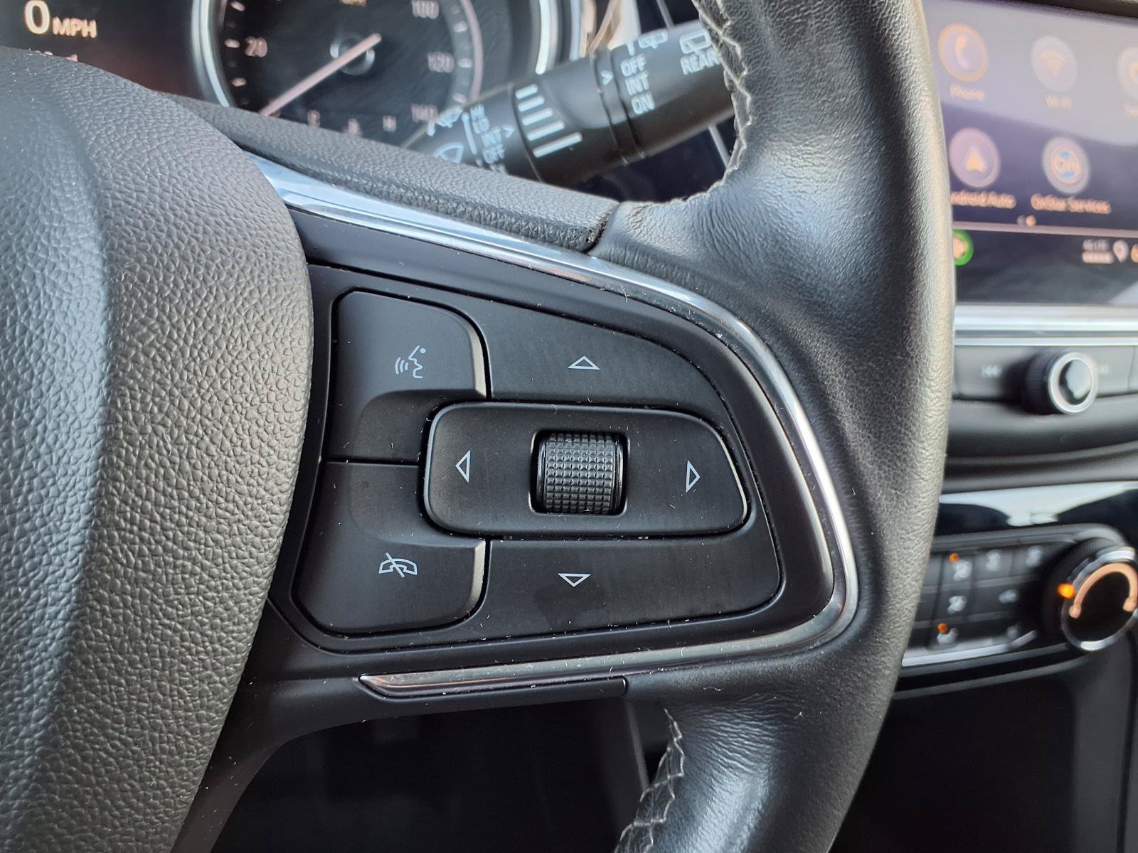 Used 2022 Buick Encore GX Preferred w/ Cold Weather Comfort Package FWD image 17