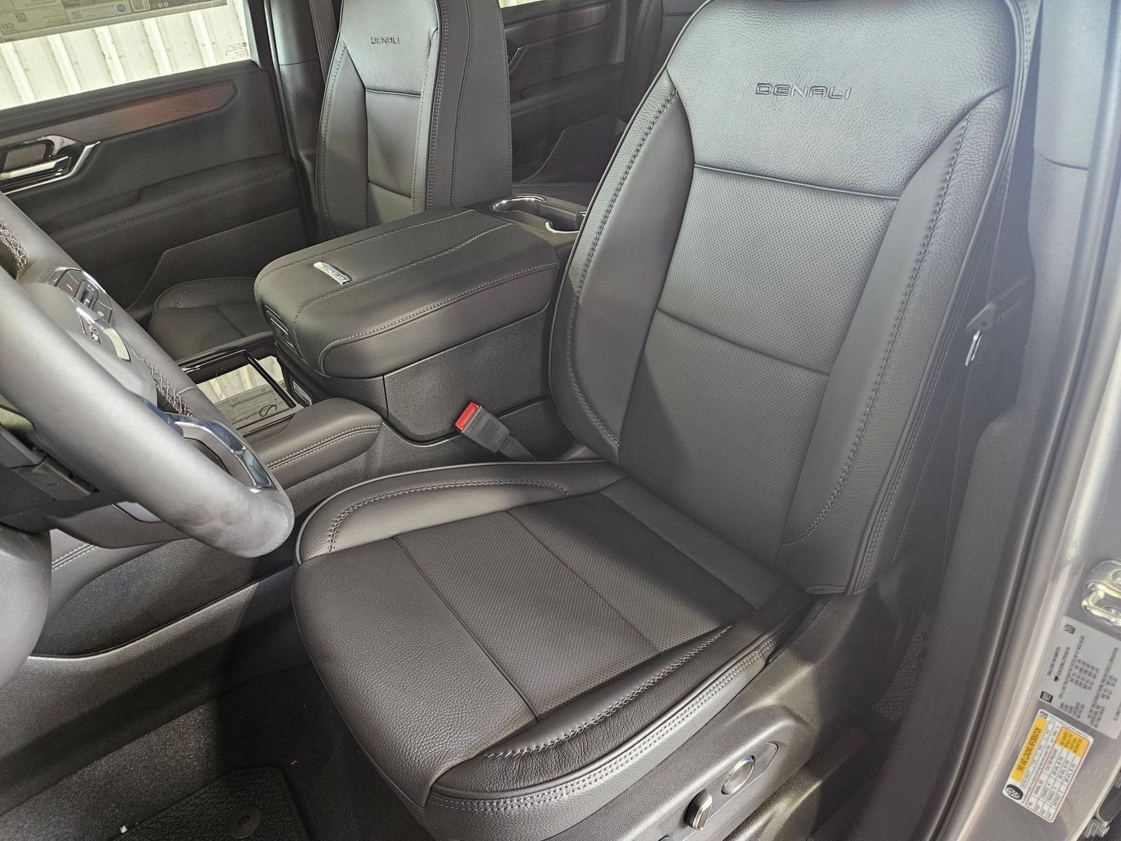 New 2026 GMC Yukon Denali AWD/4WD image 22