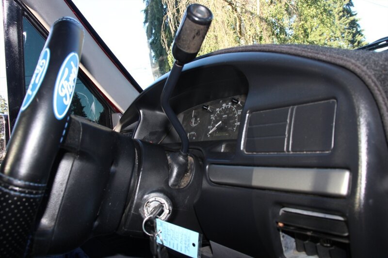 Used 1994 Ford F150 2WD Regular Cab image 8