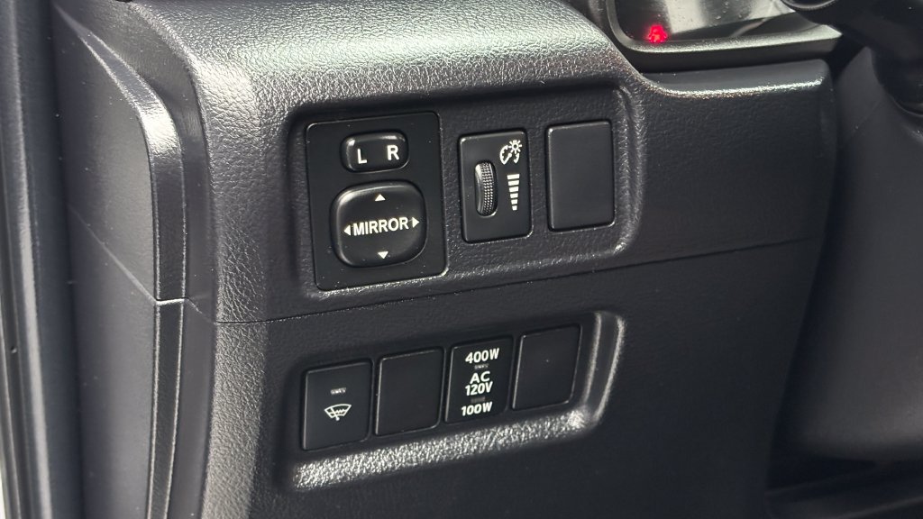 Used 2019 Toyota 4Runner TRD Off-Road AWD/4WD image 17
