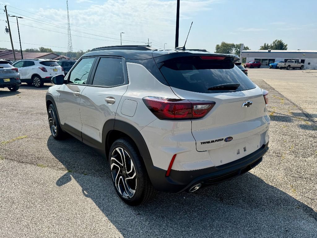New 2026 Chevrolet TrailBlazer RS w/ Convenience Package image 2