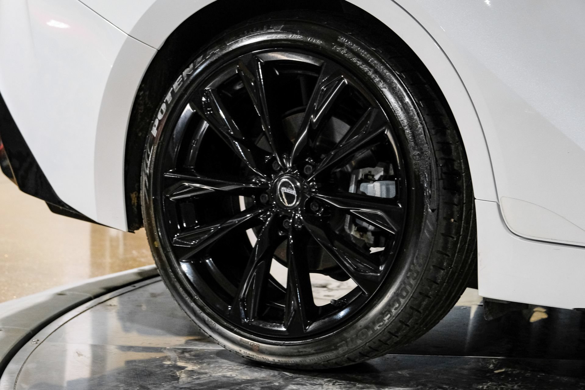 Used 2025 Lexus IS 350 F Sport RWD image 54