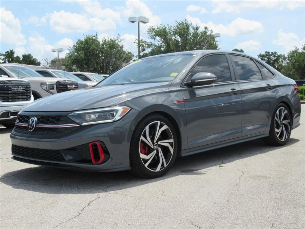 Used 2023 Volkswagen Jetta GLI Autobahn FWD image 3