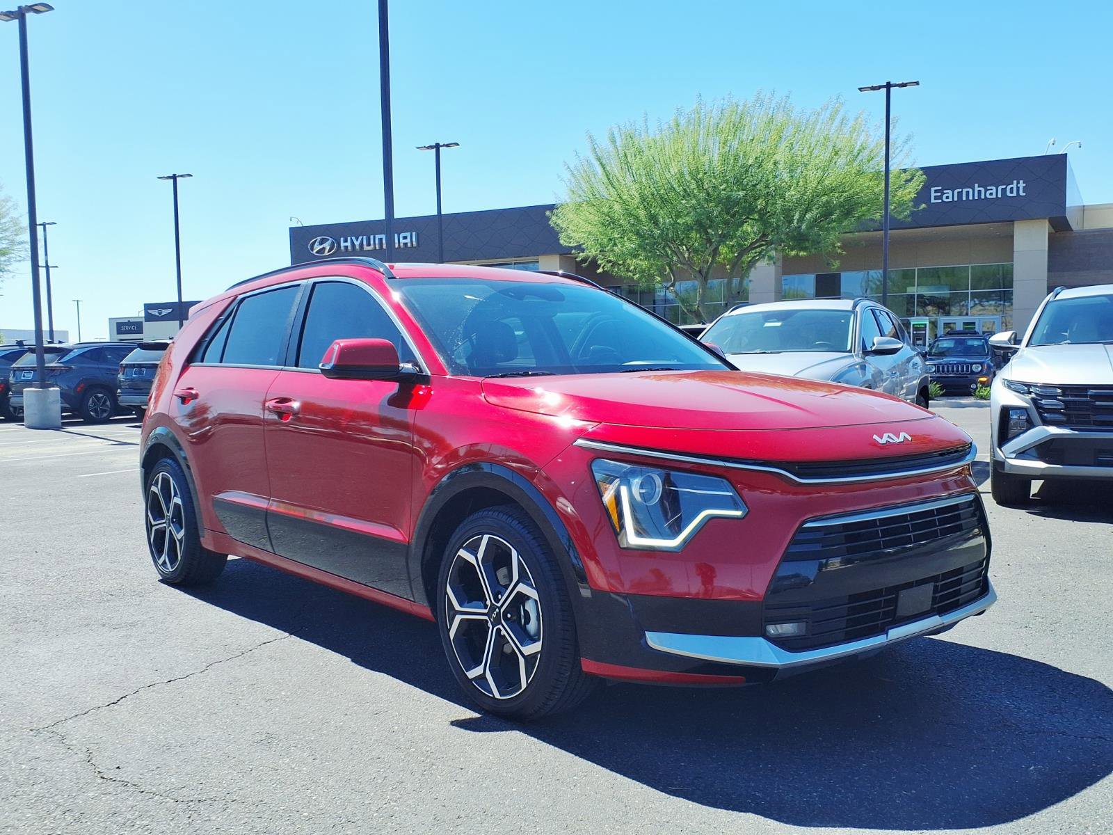 Used 2024 Kia Niro EX Touring FWD image 8