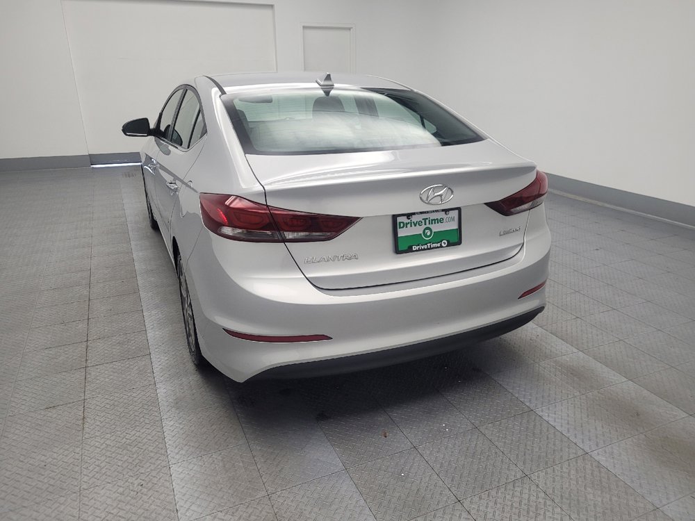 Used 2017 Hyundai Elantra Limited image 6