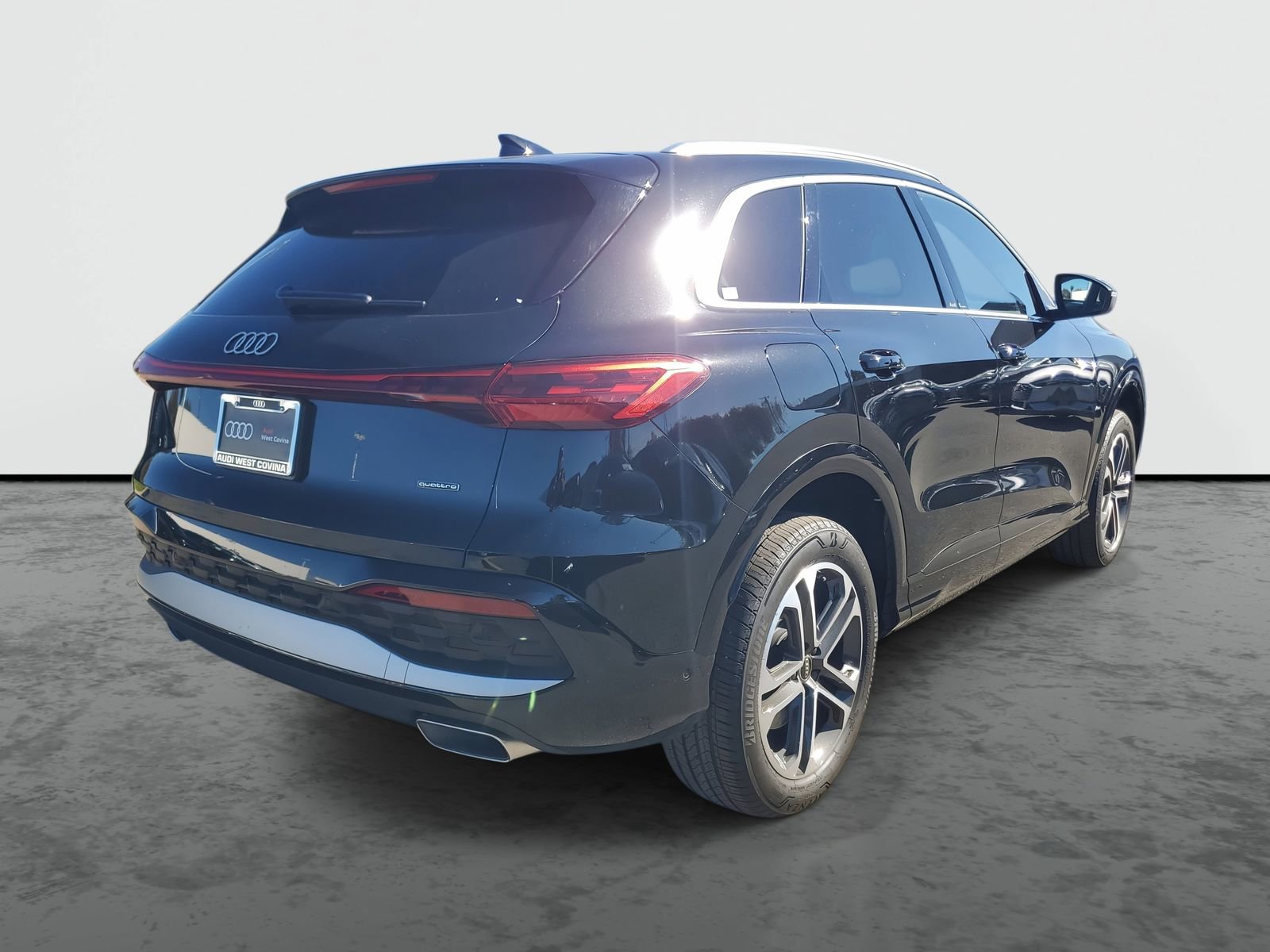 Used 2025 Audi Q5 Premium Plus w/ Premium Plus image 4