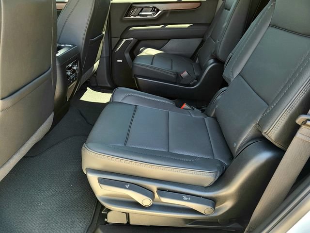 New 2026 GMC Yukon Denali w/ Denali Reserve Package AWD/4WD image 11