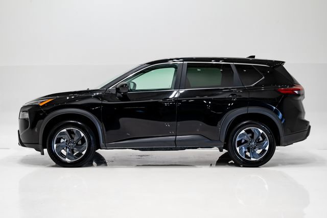 Used 2024 Nissan Rogue SV FWD image 24