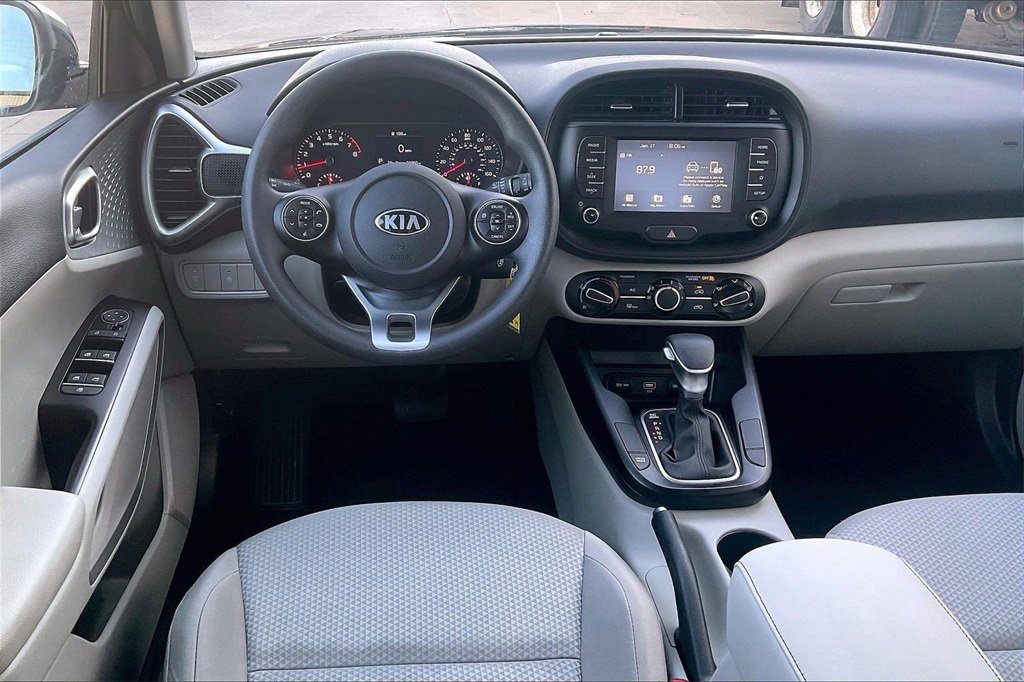 Certified 2021 Kia Soul LX image 5