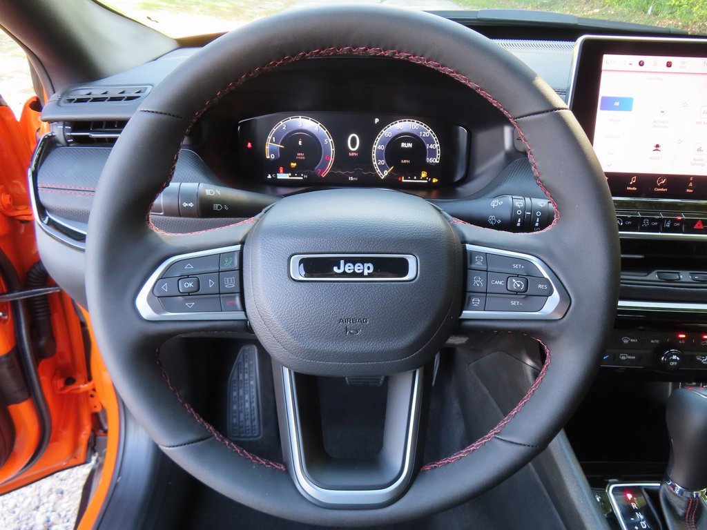 New 2026 Jeep Compass Trailhawk w/ Sun, Sound & Navigation Group image 4