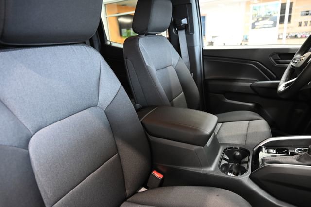 New 2026 Chevrolet Colorado W/T w/ WT Custom Package AWD/4WD image 10