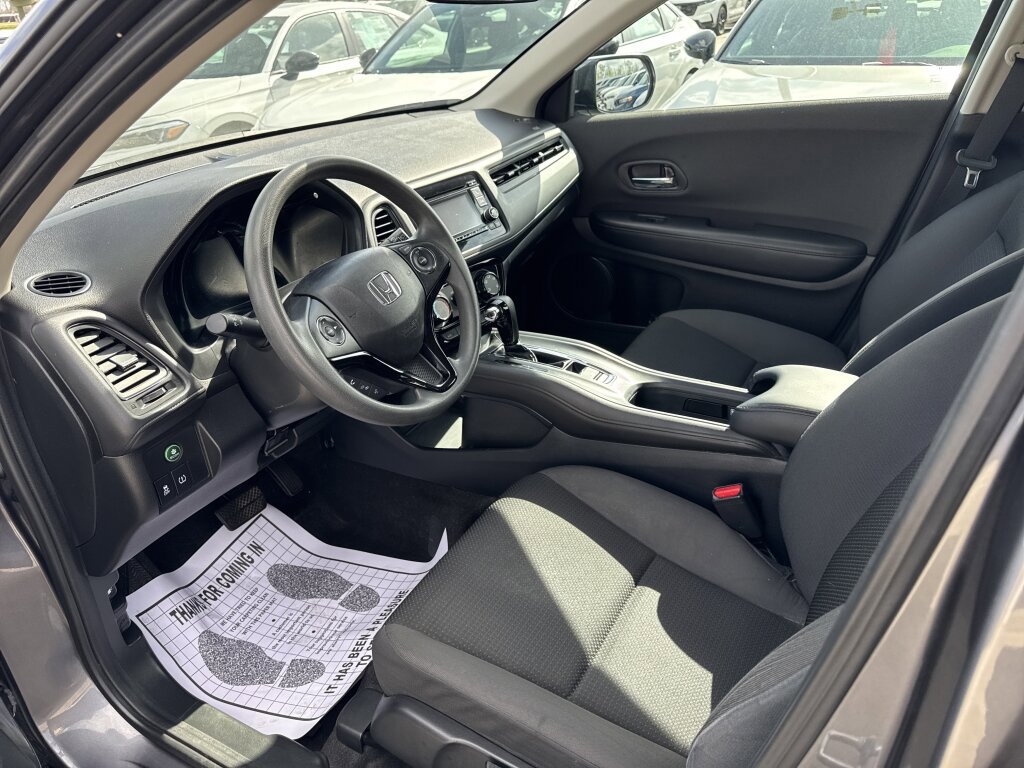 Used 2022 Honda HR-V LX image 12