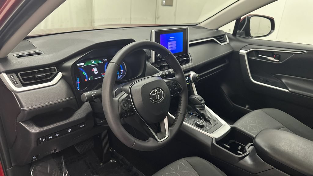 Certified 2024 Toyota RAV4 XLE w/ Convenience Package AWD/4WD image 19