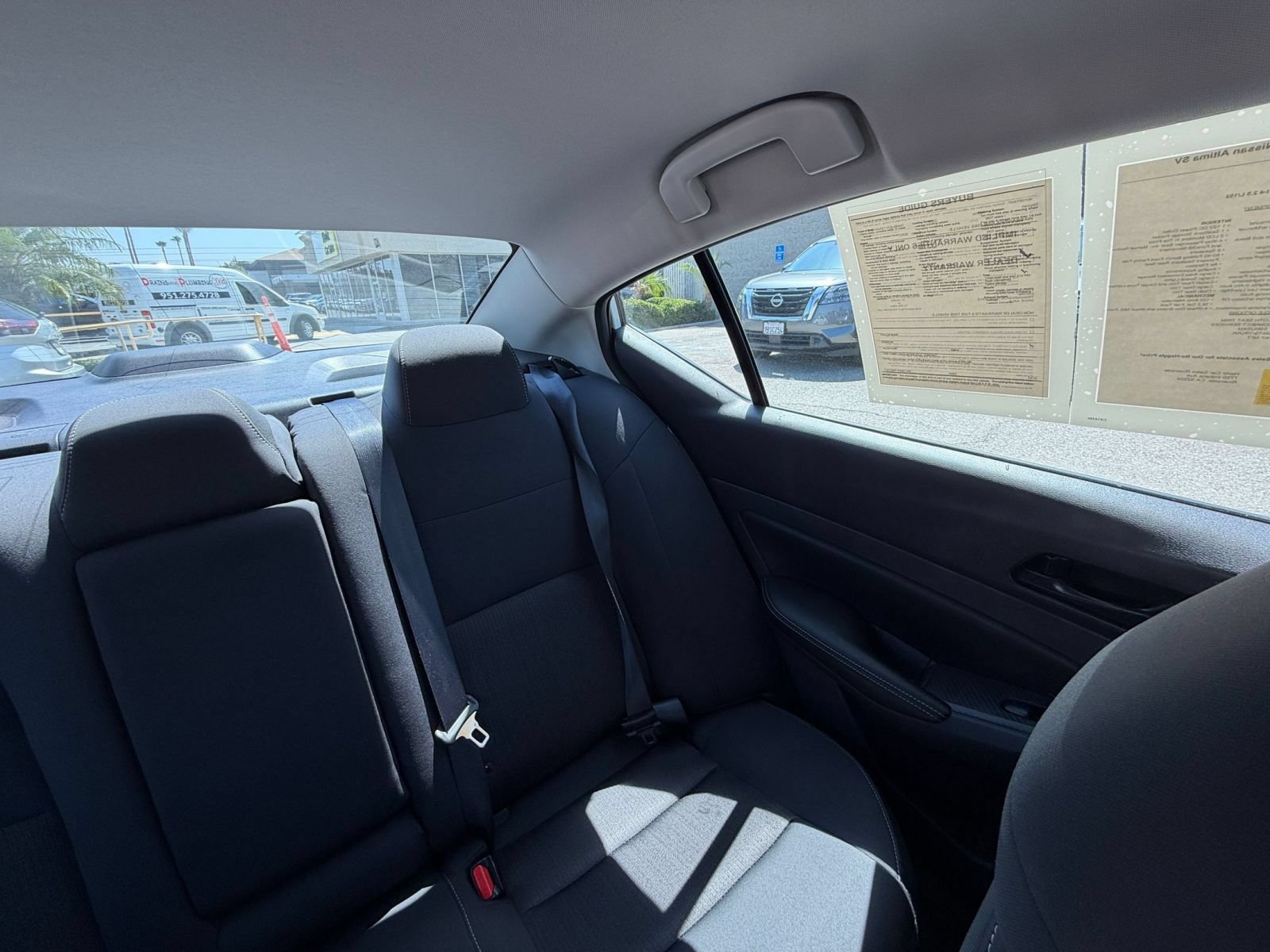 Used 2025 Nissan Altima 2.5 SV FWD image 36