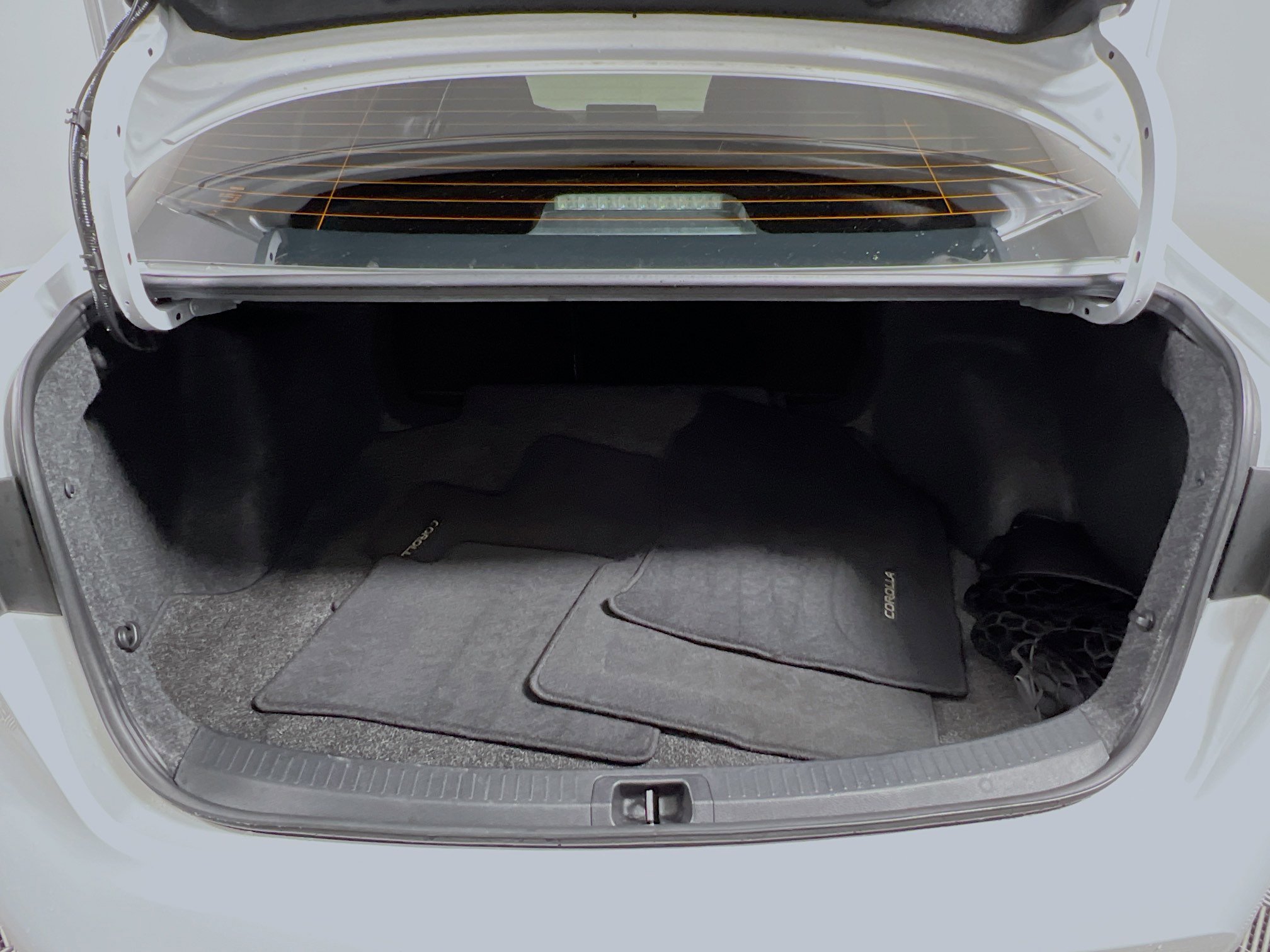 Used 2025 Toyota Corolla SE w/ Convenience Package image 34