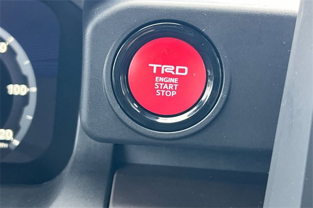 Used 2025 Toyota Tacoma TRD Sport image 19
