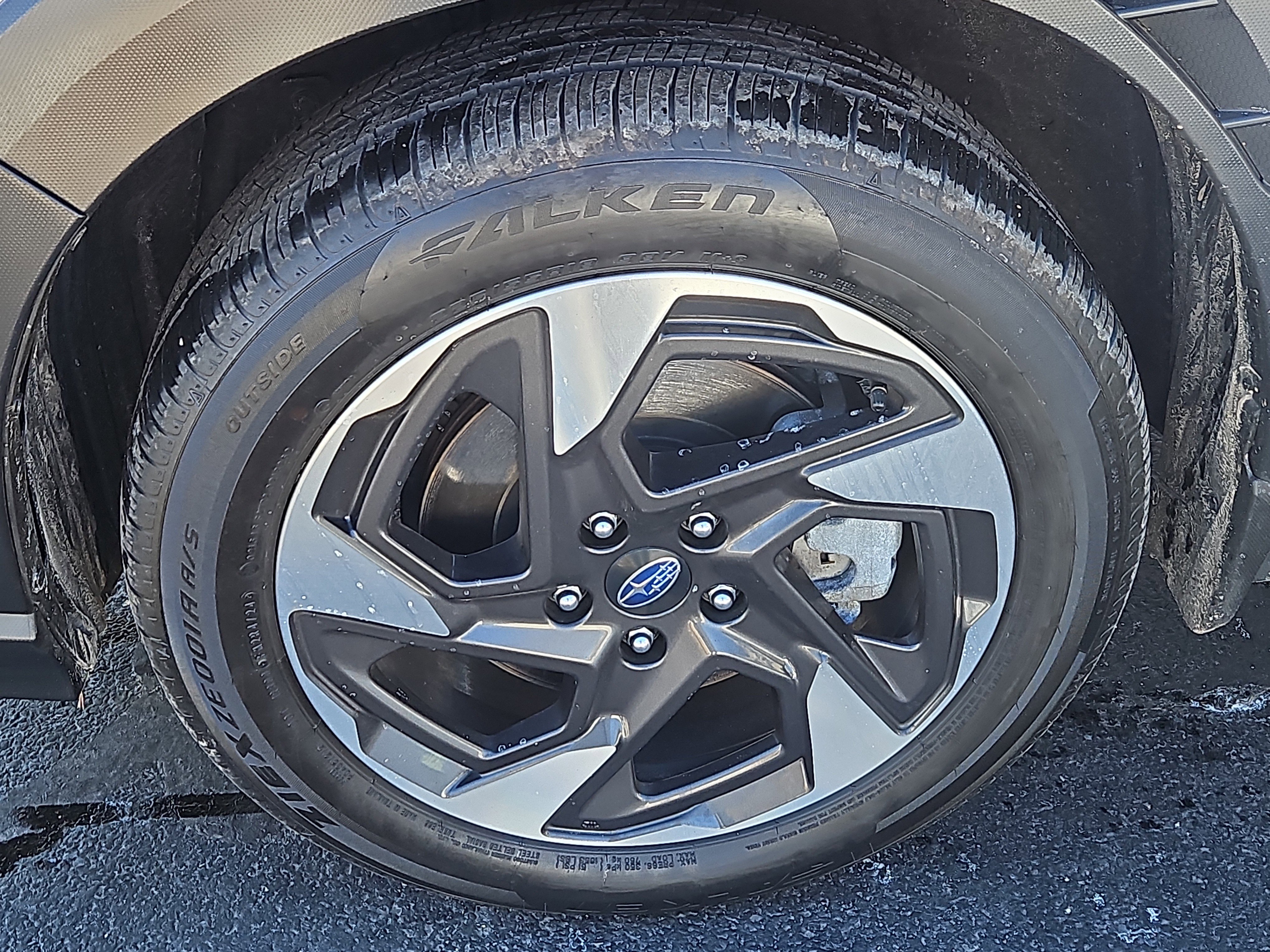 Certified 2025 Subaru Crosstrek 2.5i Limited image 4