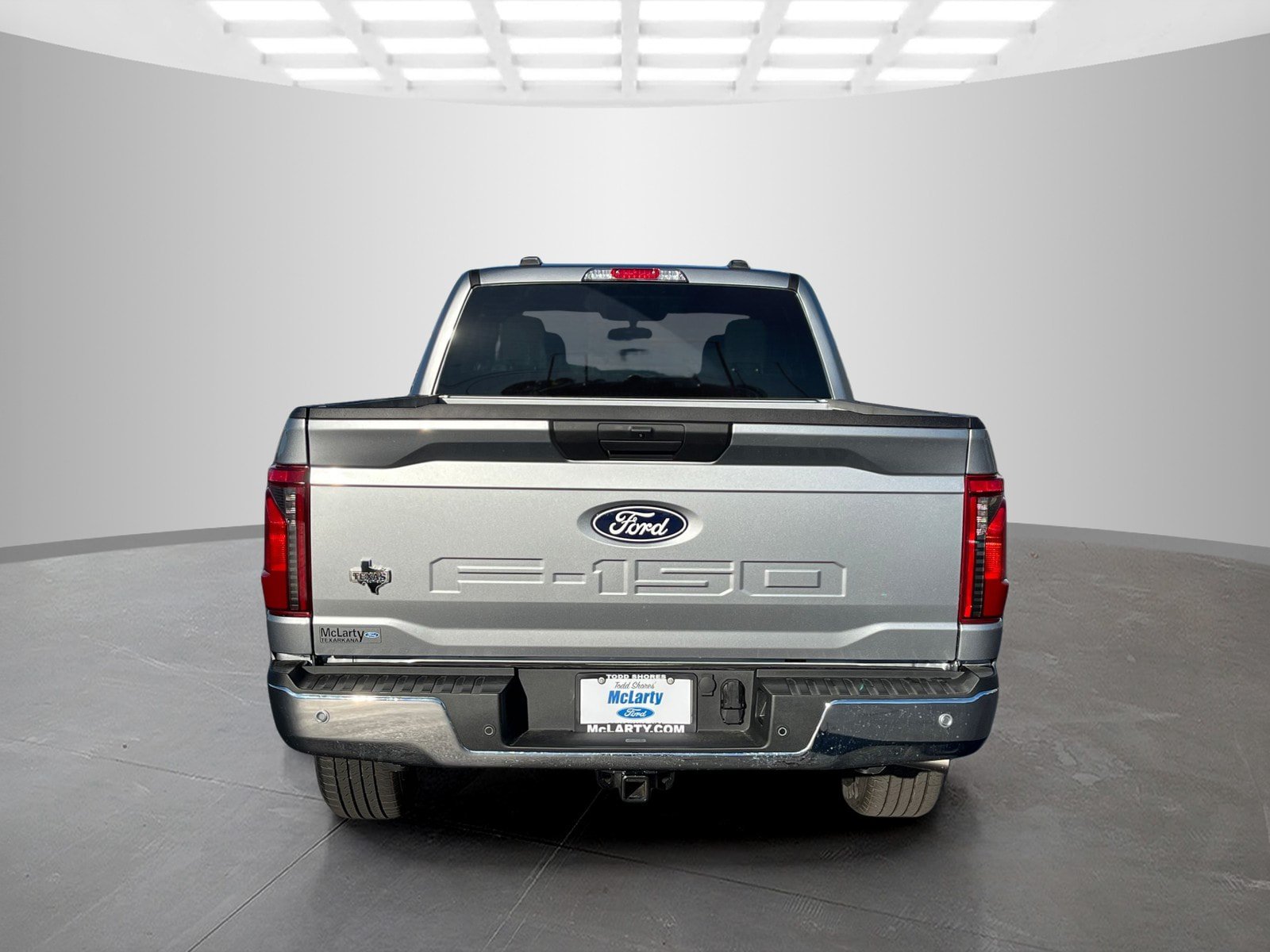 New 2026 Ford F150 XLT w/ XLT Chrome Appearance Package RWD image 5