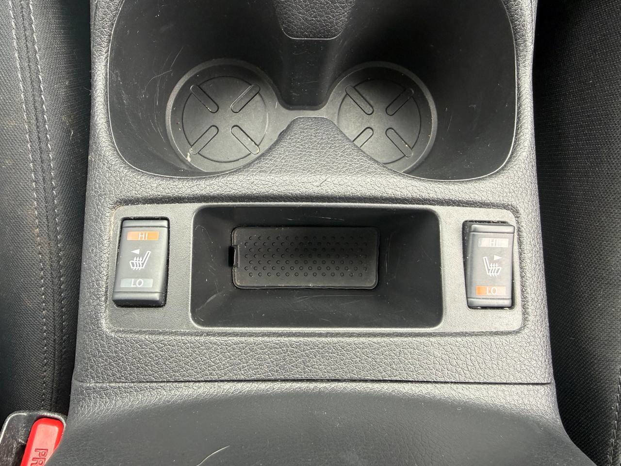 Used 2017 Nissan Rogue SV FWD image 21