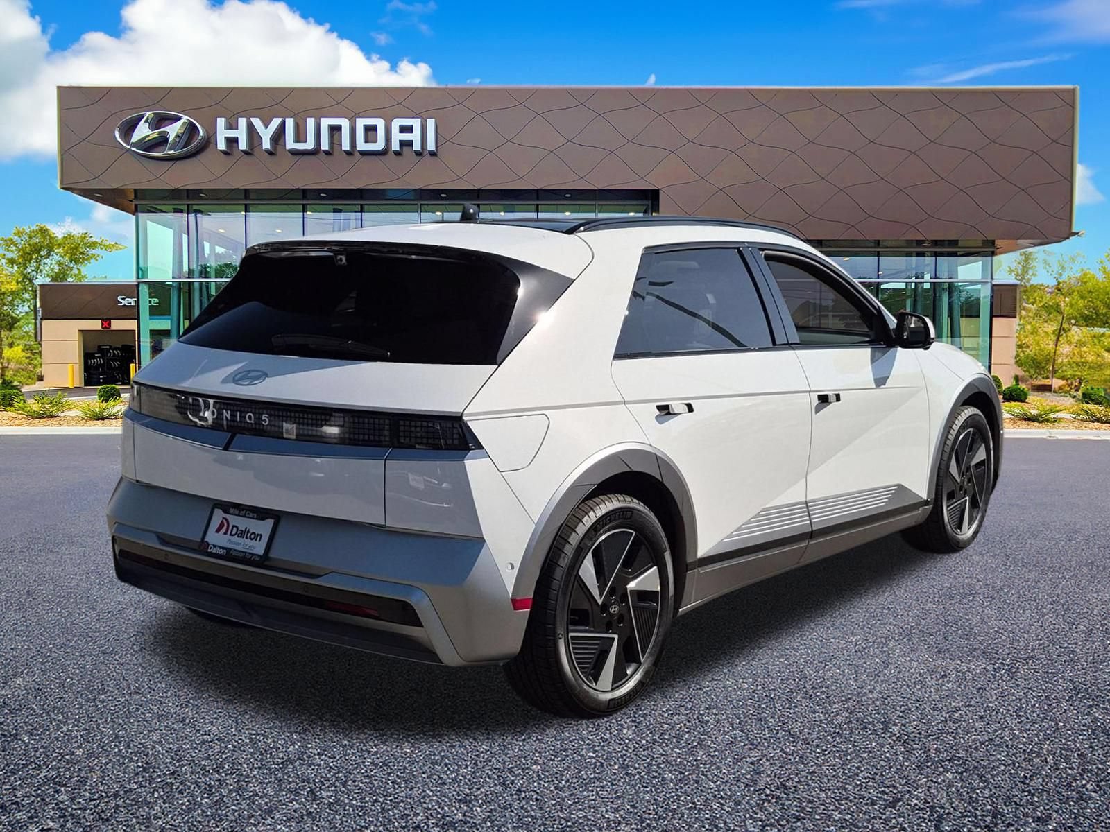 New 2027 Hyundai Ioniq 5 Limited RWD image 8