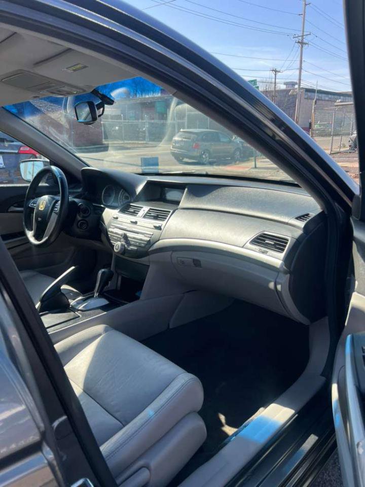 Used 2010 Honda Accord EX-L image 28