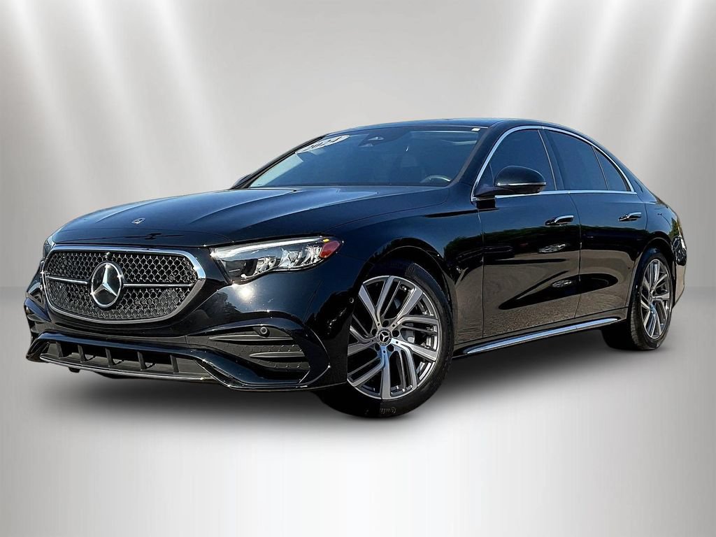 Used 2024 Mercedes-Benz E 350 4MATIC Sedan image 3