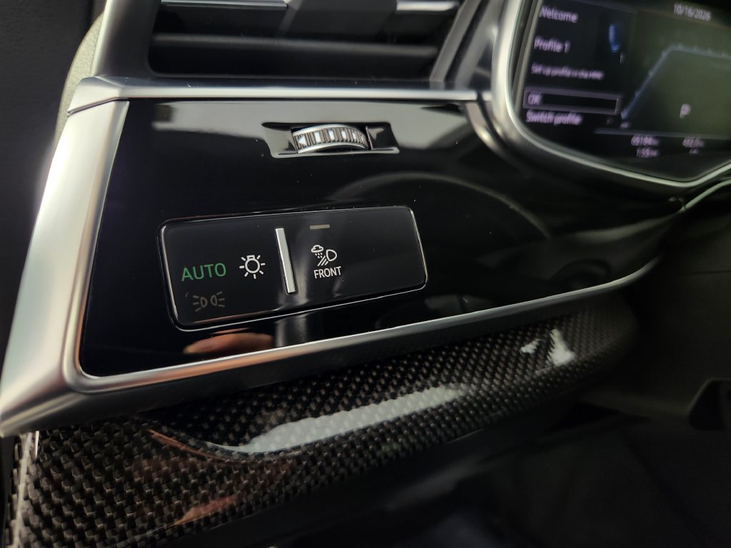 Used 2020 Audi SQ8 Prestige w/ Prestige Package AWD/4WD image 22