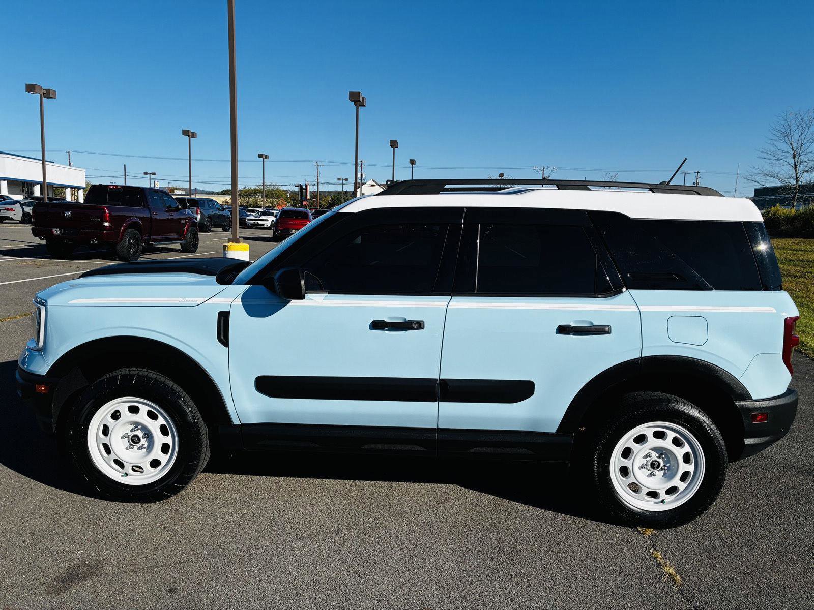 Used 2023 Ford Bronco Sport Heritage w/ Heritage Convenience Package image 3