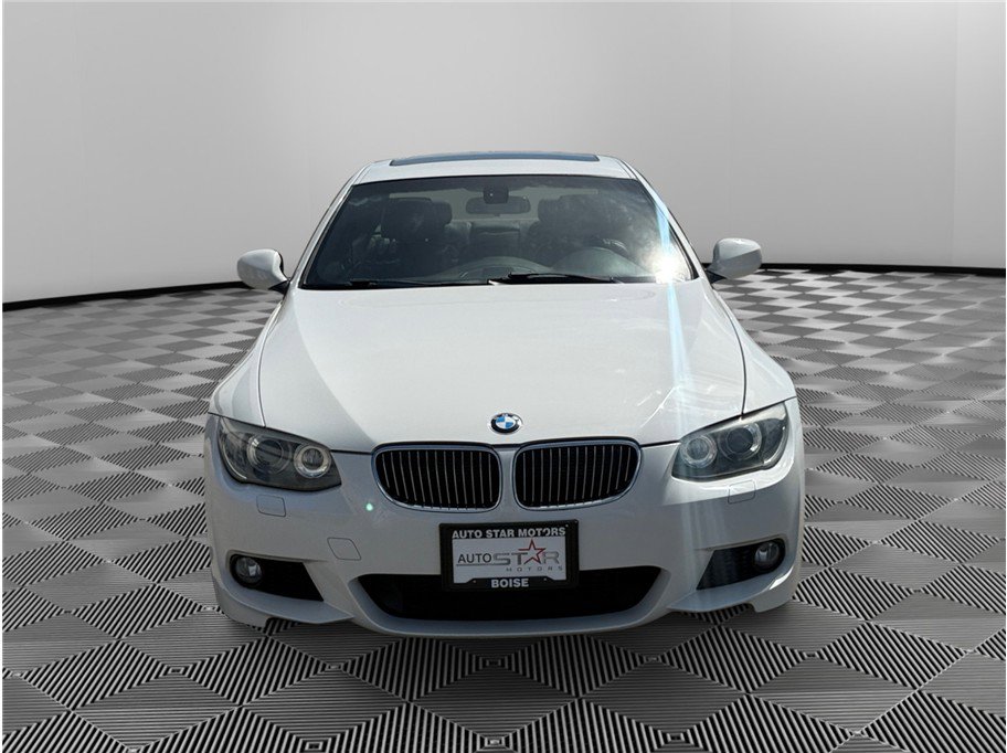 Used 2012 BMW 335i xDrive Coupe AWD/4WD image 8