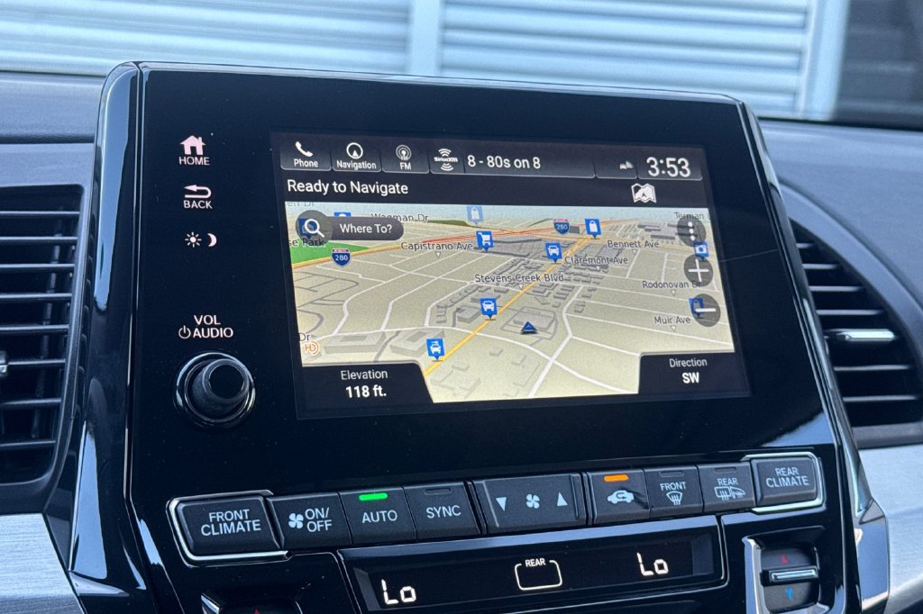 Used 2023 Honda Odyssey Touring image 18