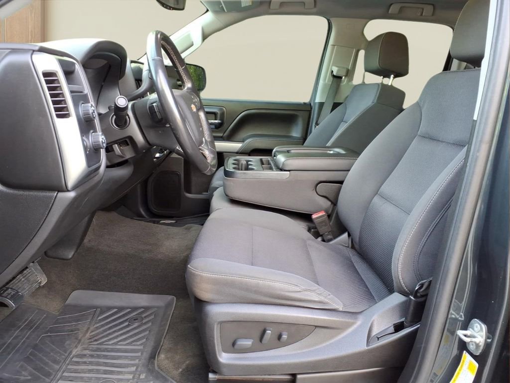 Used 2018 Chevrolet Silverado 1500 LT w/ All Star Edition AWD/4WD image 16
