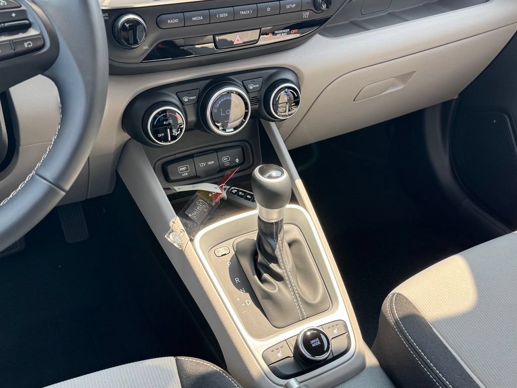 Certified 2026 Hyundai Venue SEL FWD image 20