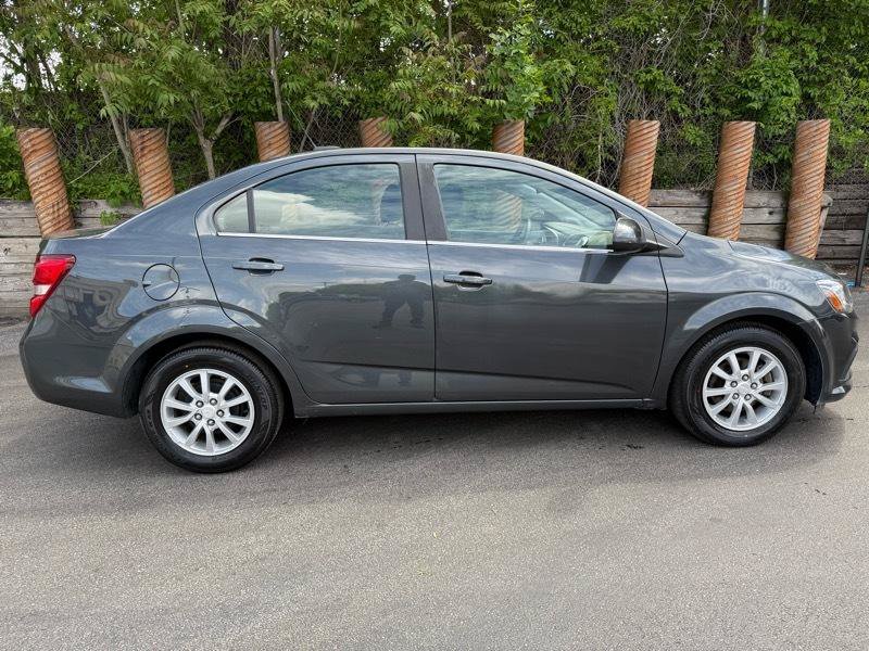 Used 2020 Chevrolet Sonic LT FWD image 8