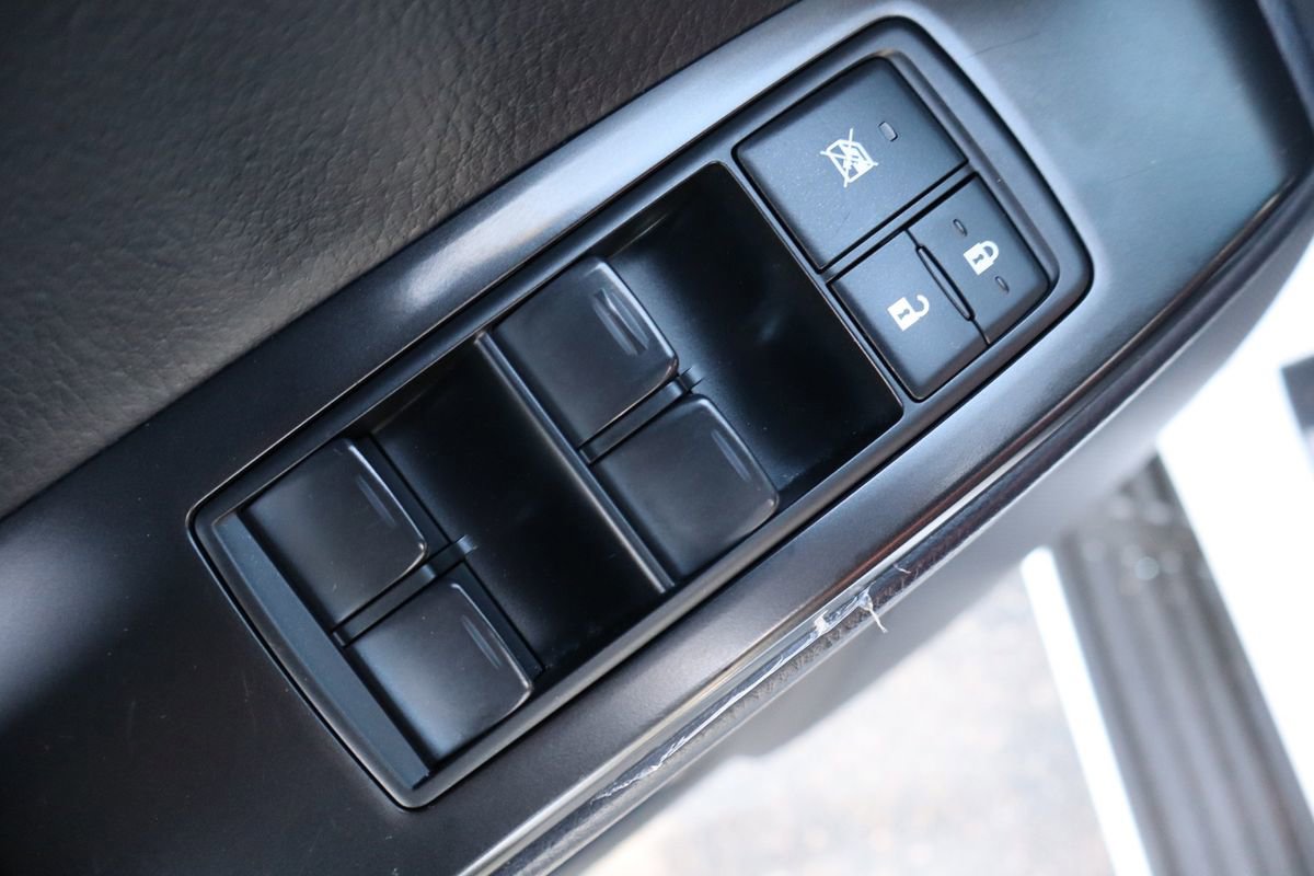 Used 2022 Lexus GX 460 Luxury w/ Off Road Package image 27