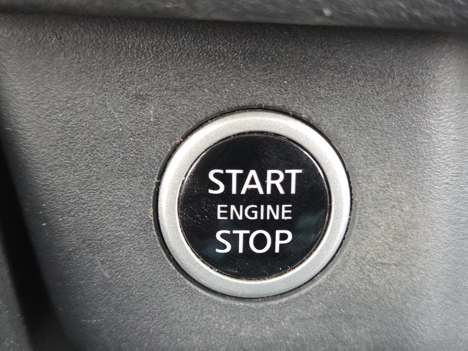 Used 2021 Nissan Rogue SV image 6