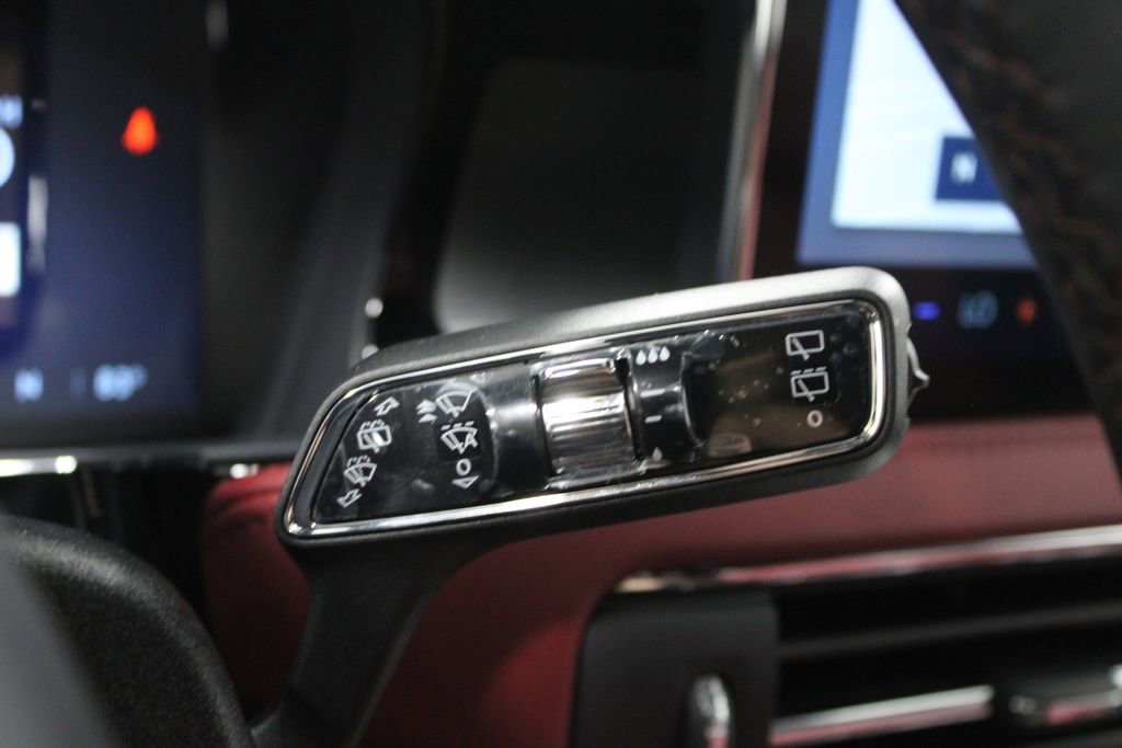 New 2026 Lincoln Corsair Reserve w/ Jet Appearance Package image 39