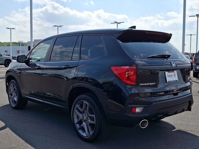 Used 2023 Honda Passport EX-L image 4
