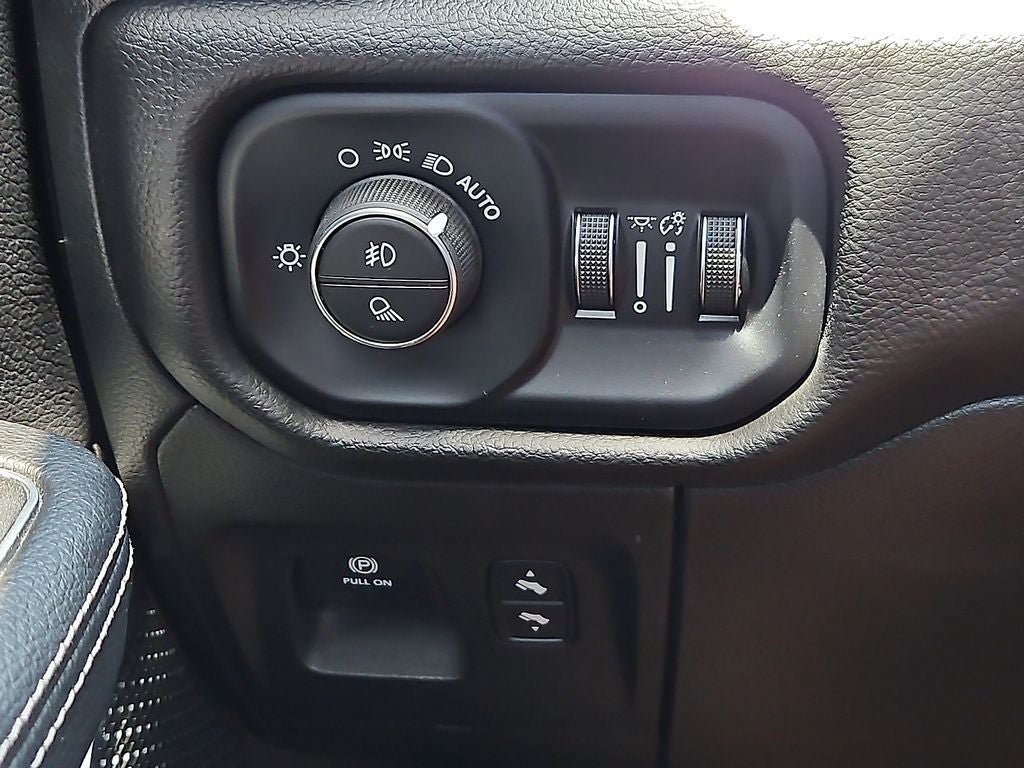 Certified 2022 RAM 1500 Laramie AWD/4WD image 24