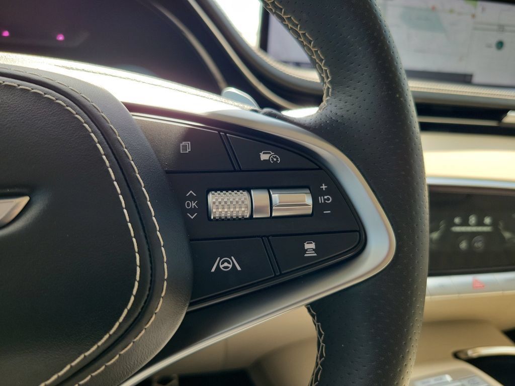 Certified 2024 Genesis GV70 3.5T Sport w/ Sport Prestige Package AWD/4WD image 25