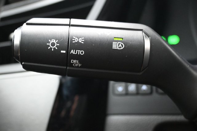 Used 2023 Lexus ES 350 w/ Accessory Package (Z1) FWD image 23