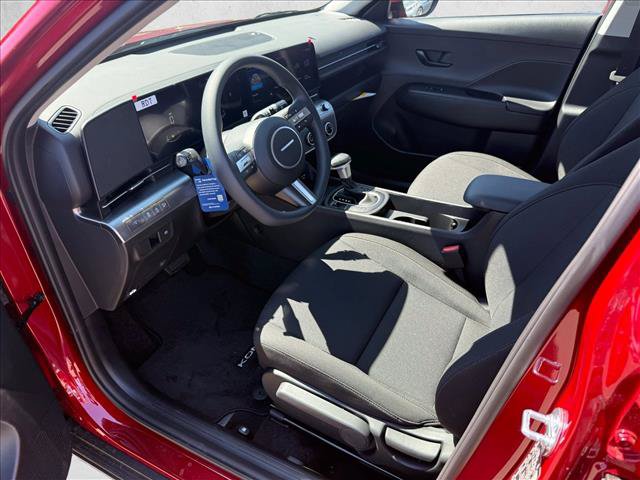 New 2026 Hyundai Kona SE FWD image 3