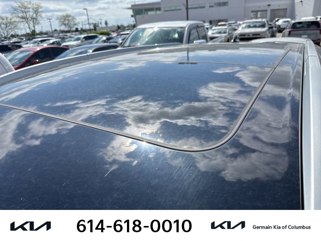 Used 2022 Nissan Rogue Platinum w/ Head-Up Display Package image 8