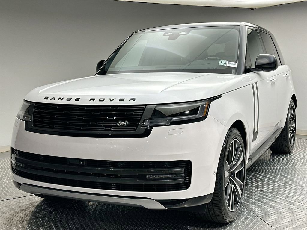 Used 2024 Land Rover Range Rover SE