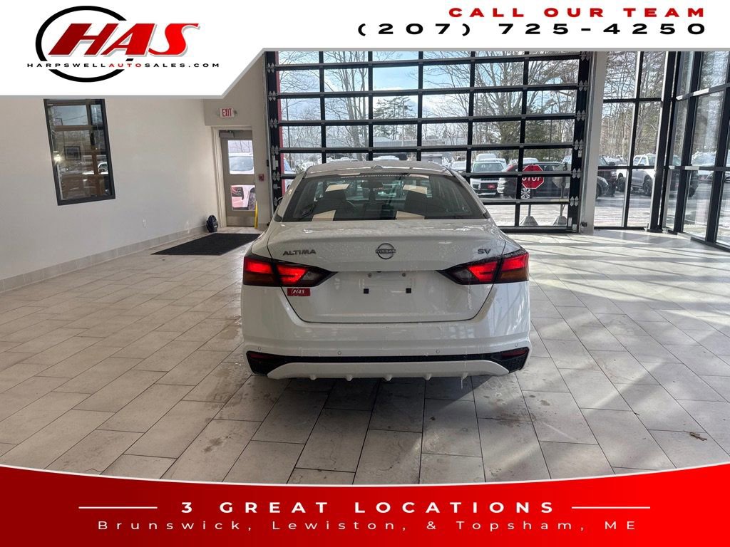 Used 2023 Nissan Altima 2.5 SV image 5