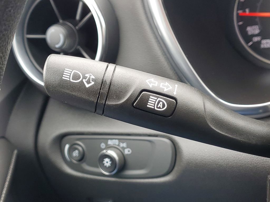 Used 2023 Chevrolet Blazer LT w/ Convenience Package image 11